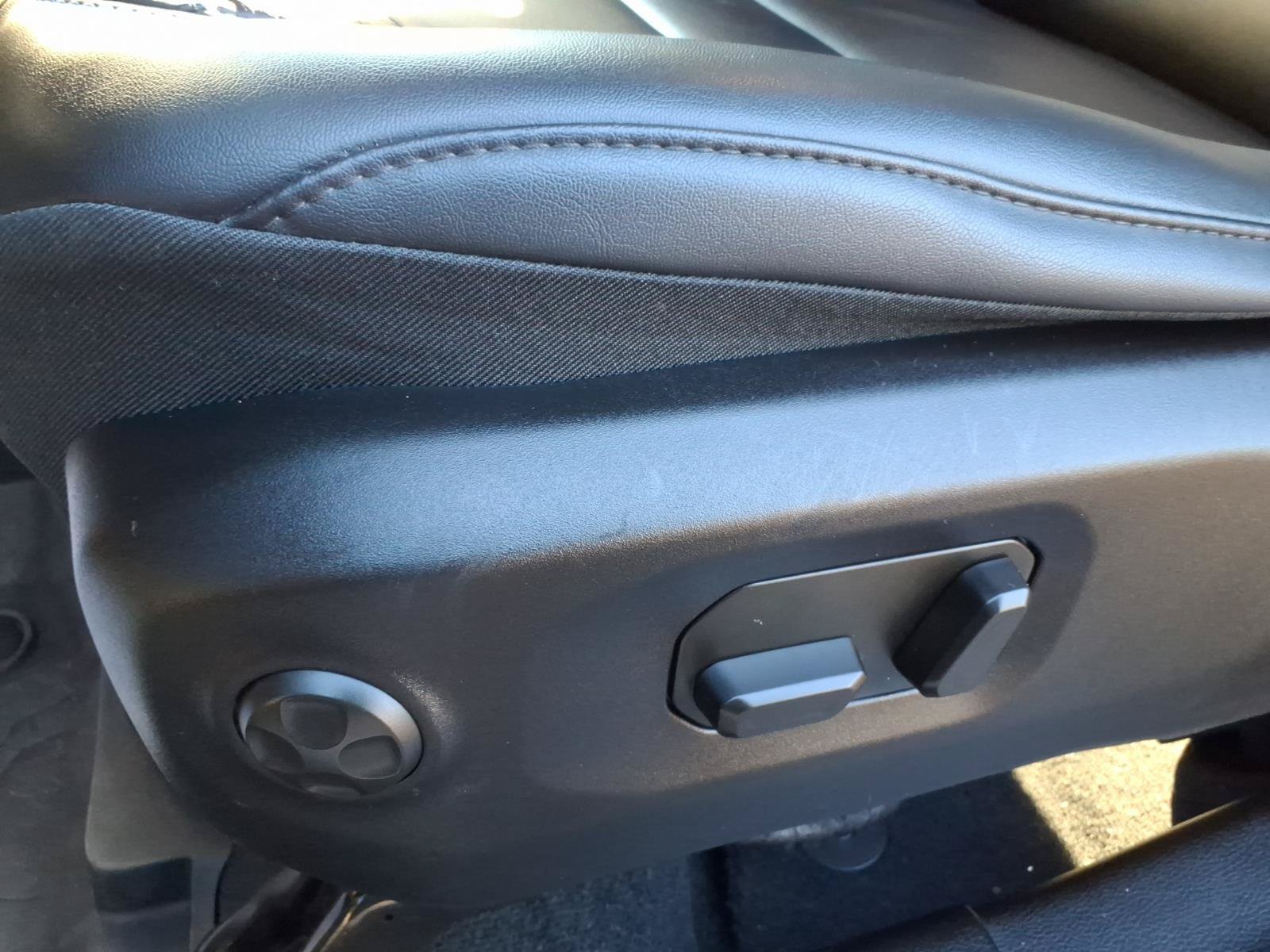Used 2024 Jeep Wrangler High Altitude AWD/4WD image 14
