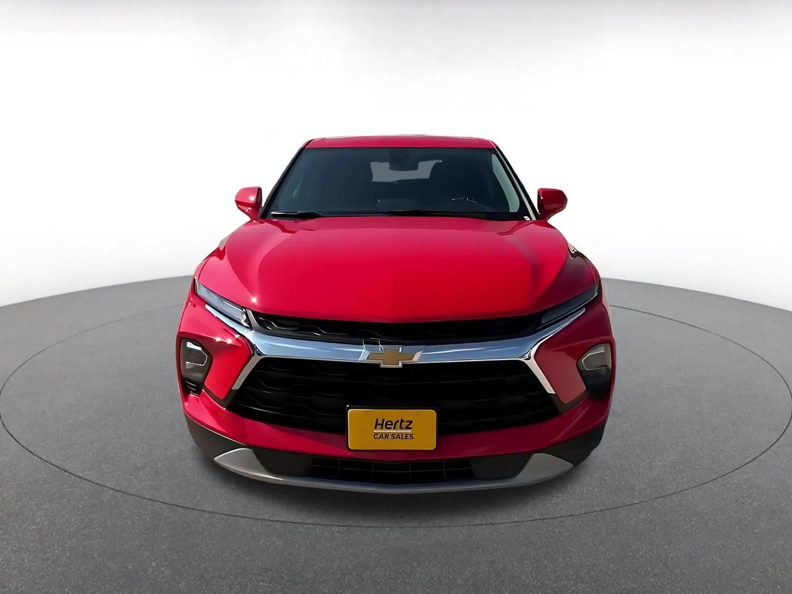 Used 2025 Chevrolet Blazer LT FWD image 4