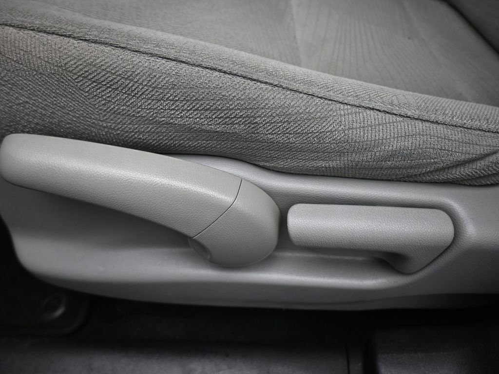 Used 2017 Honda Pilot LX image 13