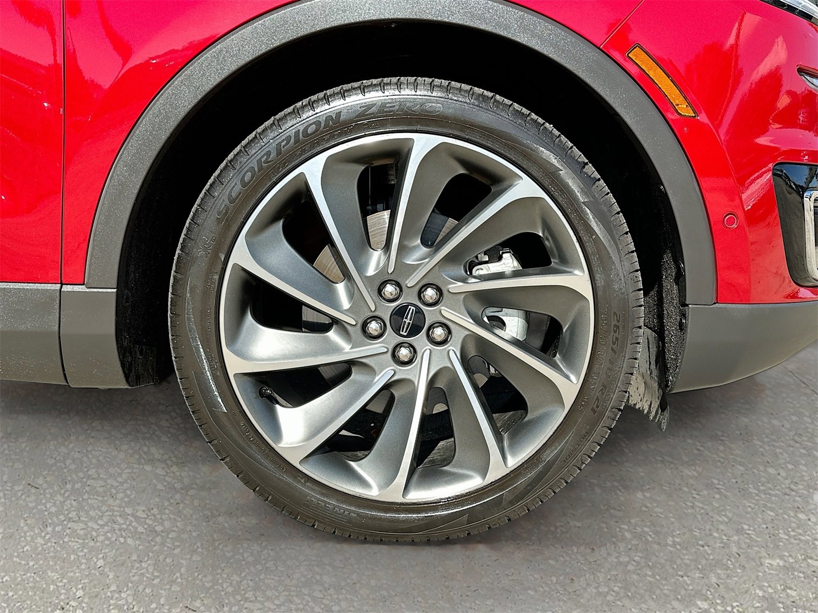 Used 2020 Lincoln Nautilus Reserve w/ Equipment Group 201A image 33