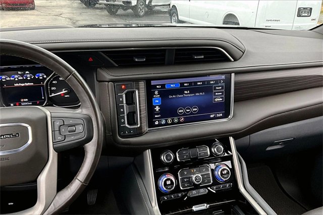 Used 2021 GMC Yukon Denali image 9