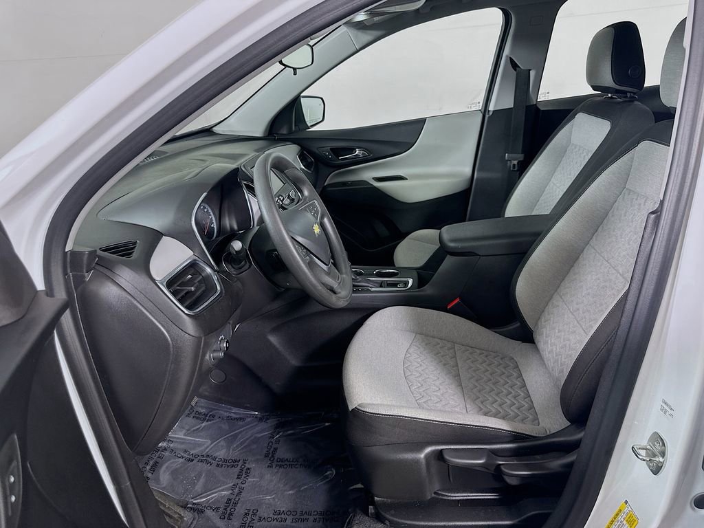 Used 2023 Chevrolet Equinox LS w/ Driver Confidence II Package FWD image 15