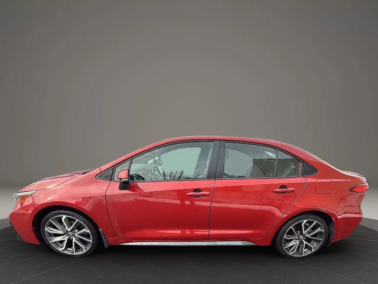 Used 2020 Toyota Corolla SE FWD image 8