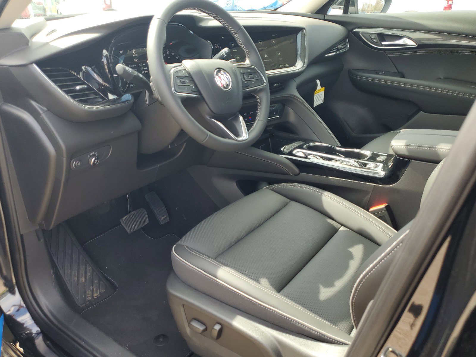 Used 2023 Buick Envision Essence image 14