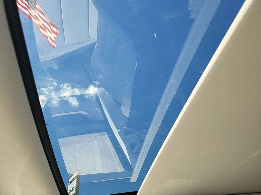 New 2026 GMC Acadia Denali w/ Super Cruise Package image 16