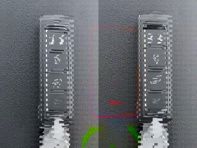 New 2025 Jeep Grand Cherokee L Altitude image 36