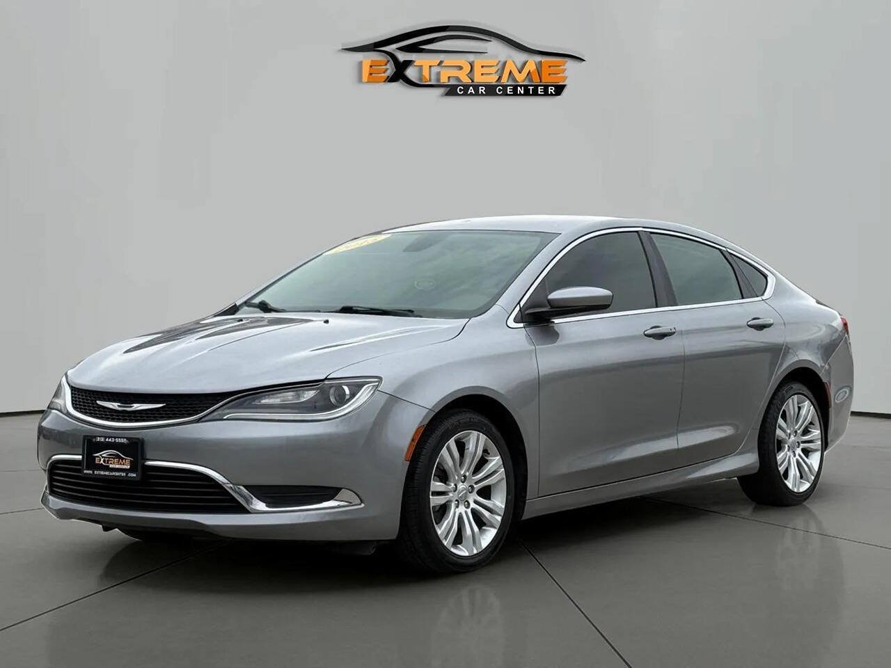 Used 2015 Chrysler 200 Limited w/ Spring Special Group FWD image 2