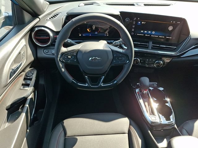 New 2026 Chevrolet Trax RS w/ Driver Confidence Package FWD image 9