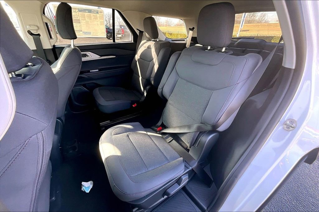 New 2026 Ford Explorer Active image 10