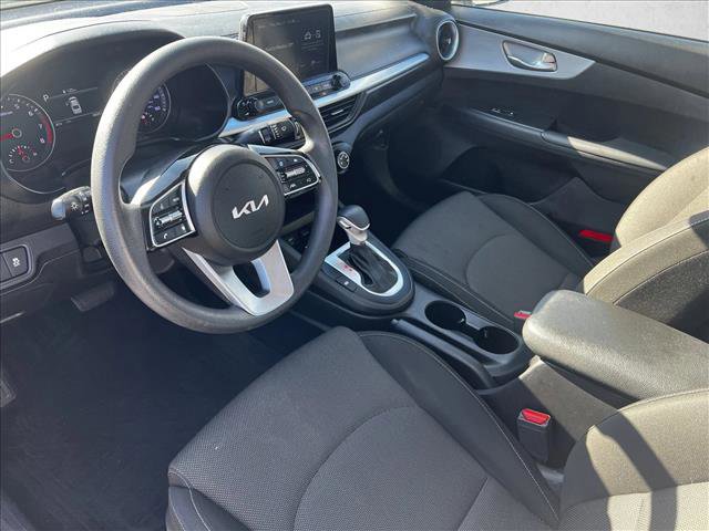Used 2023 Kia Forte LXS image 9