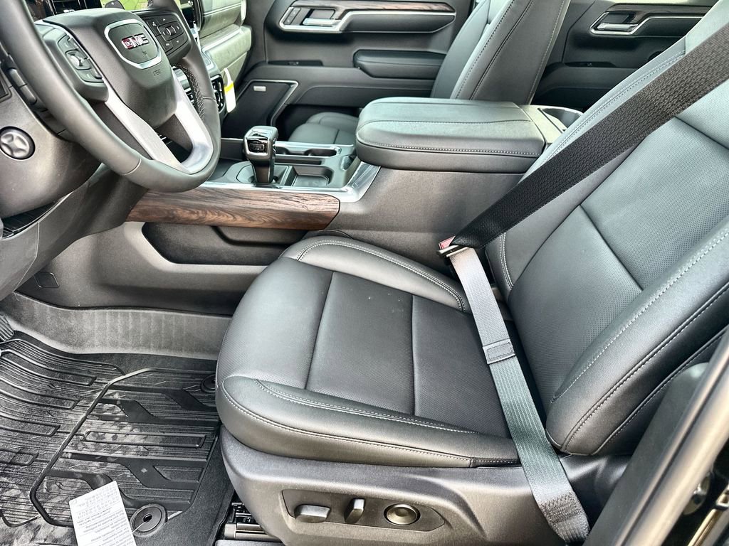 New 2026 GMC Sierra 1500 SLT image 24