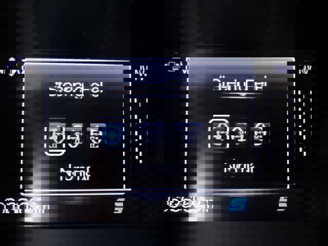 Used 2022 Ford Mustang Premium image 25