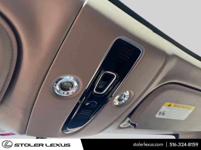 Used 2021 Aston Martin DBX AWD/4WD image 37