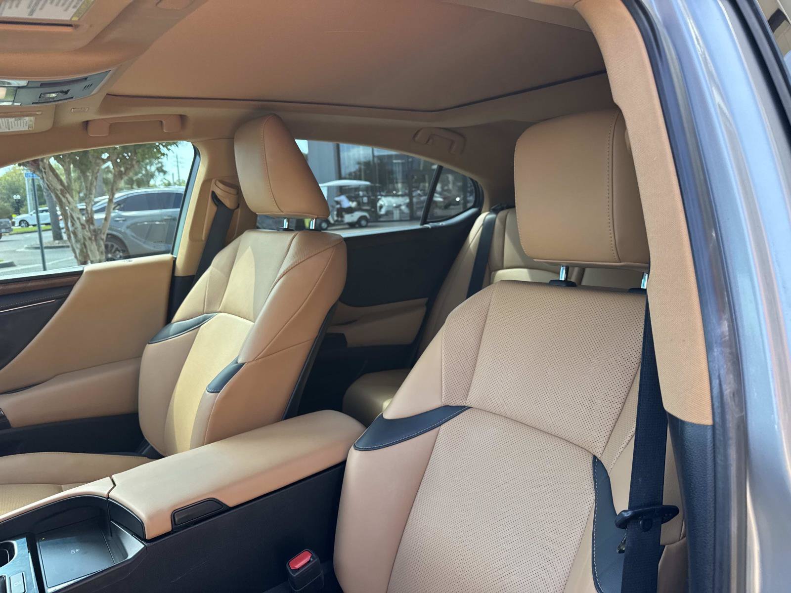 Used 2024 Lexus ES 350 w/ Premium Package FWD image 14