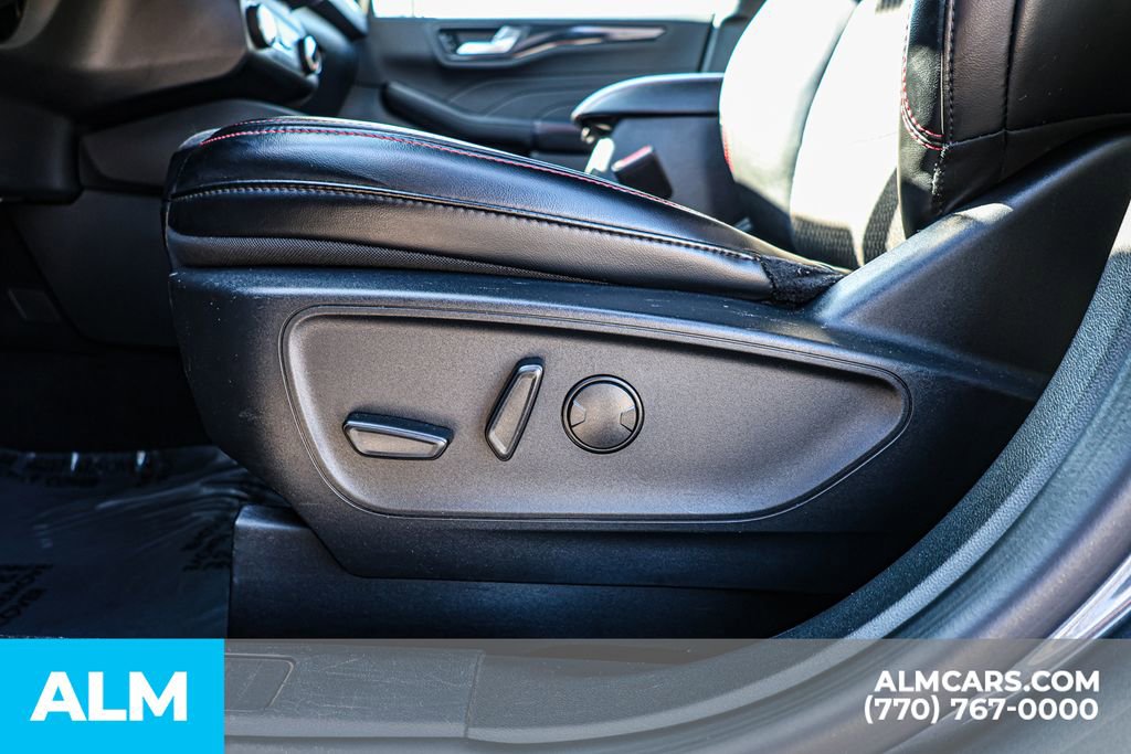 Used 2024 Ford Escape ST-Line AWD/4WD image 27