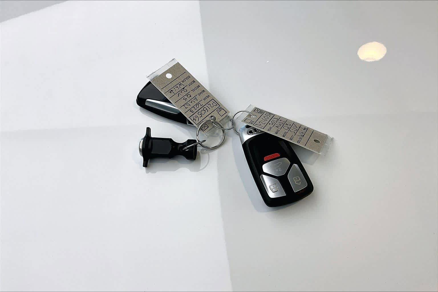 Used 2023 Audi Q5 2.0T Premium Plus w/ Premium Plus Package AWD/4WD image 13