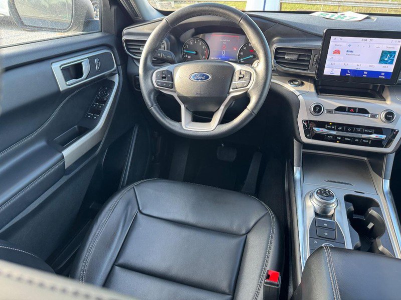 Used 2023 Ford Explorer XLT w/ Equipment Group 202A image 14