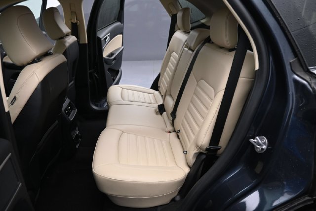Used 2024 Ford Edge SEL w/ Convenience Package AWD/4WD image 12