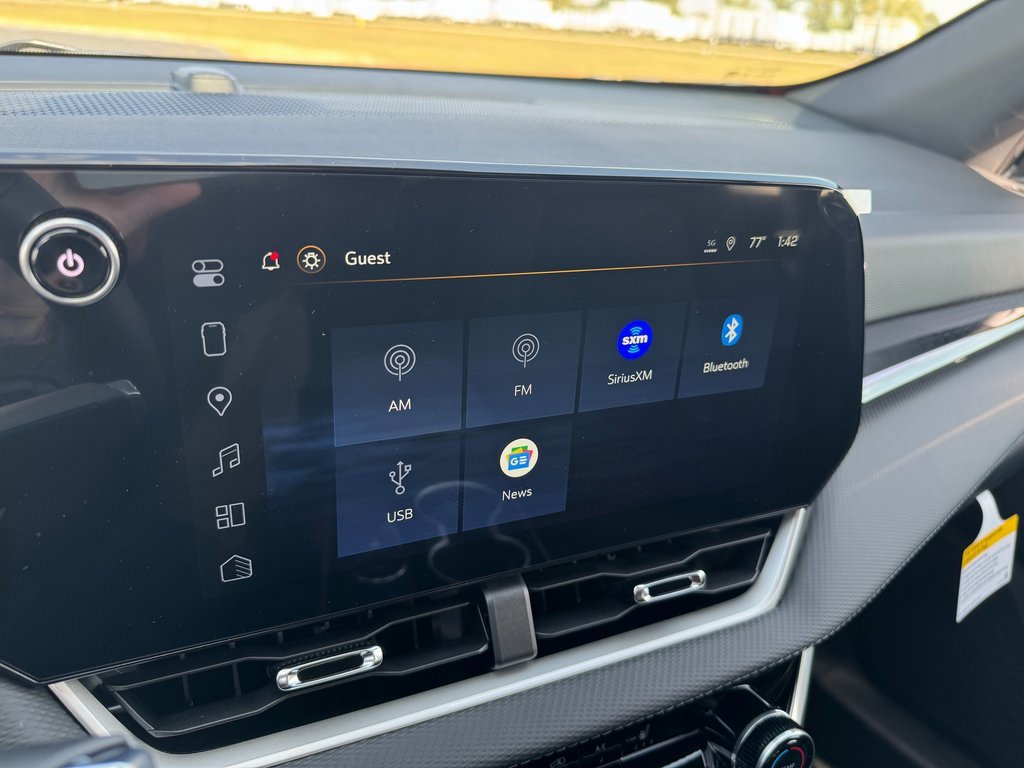 New 2026 Chevrolet Equinox LT w/ LPO, Floor Liner Package image 25