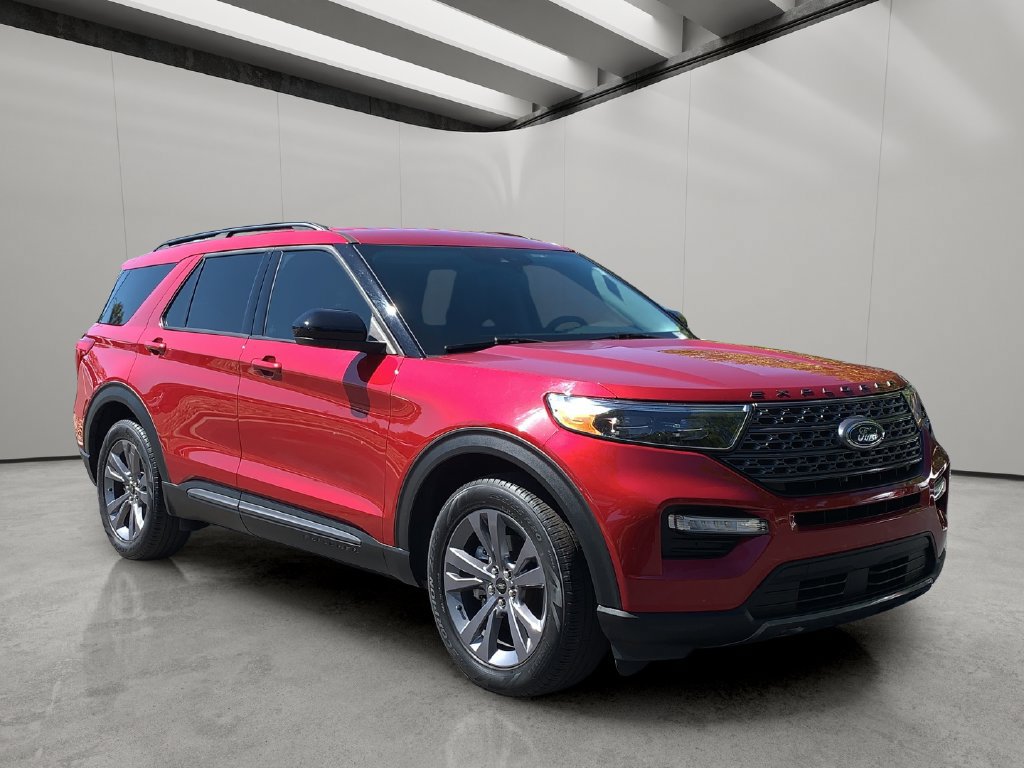 Used 2022 Ford Explorer XLT w/ Equipment Group 202A RWD image 7