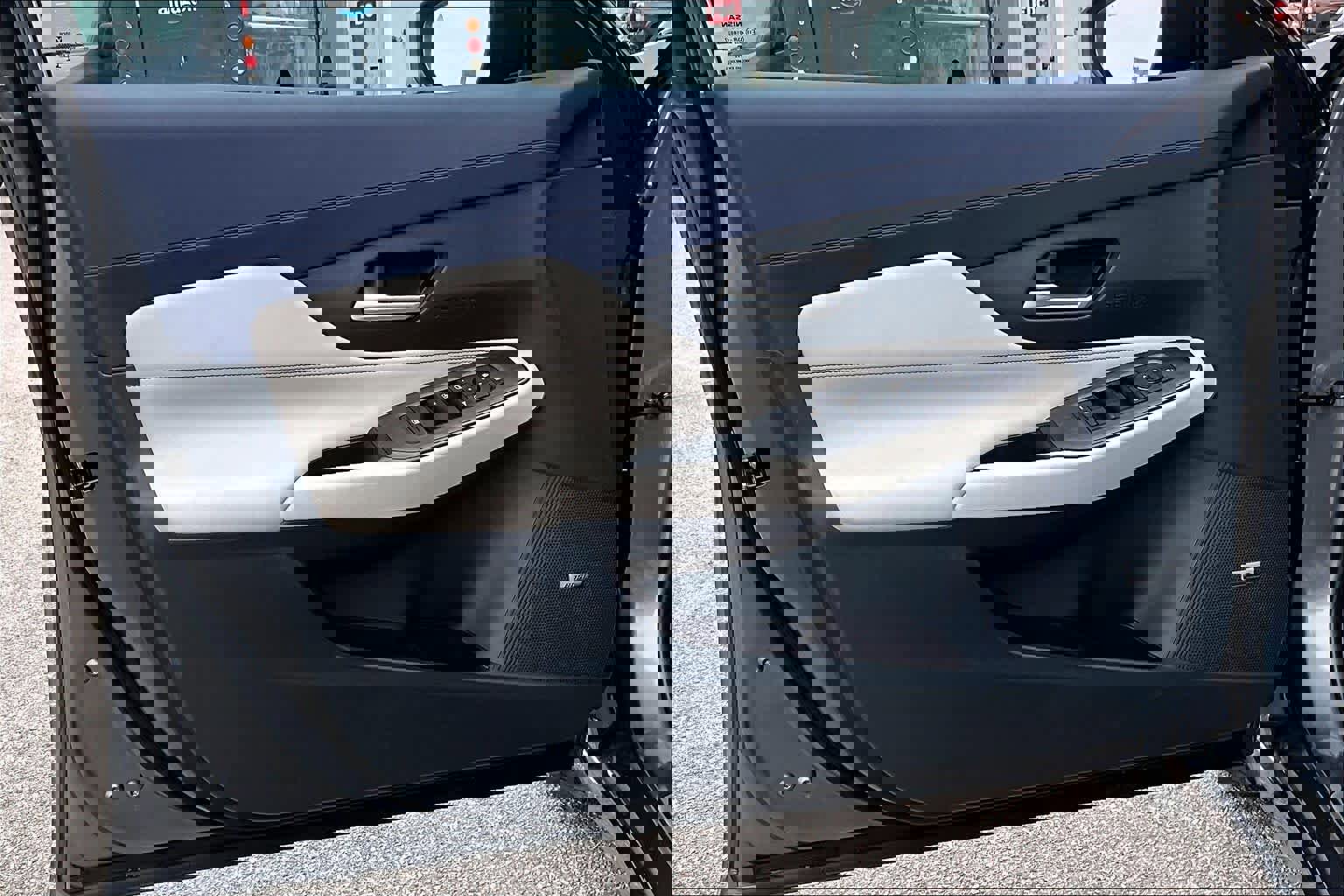 New 2026 Nissan Sentra SL image 13