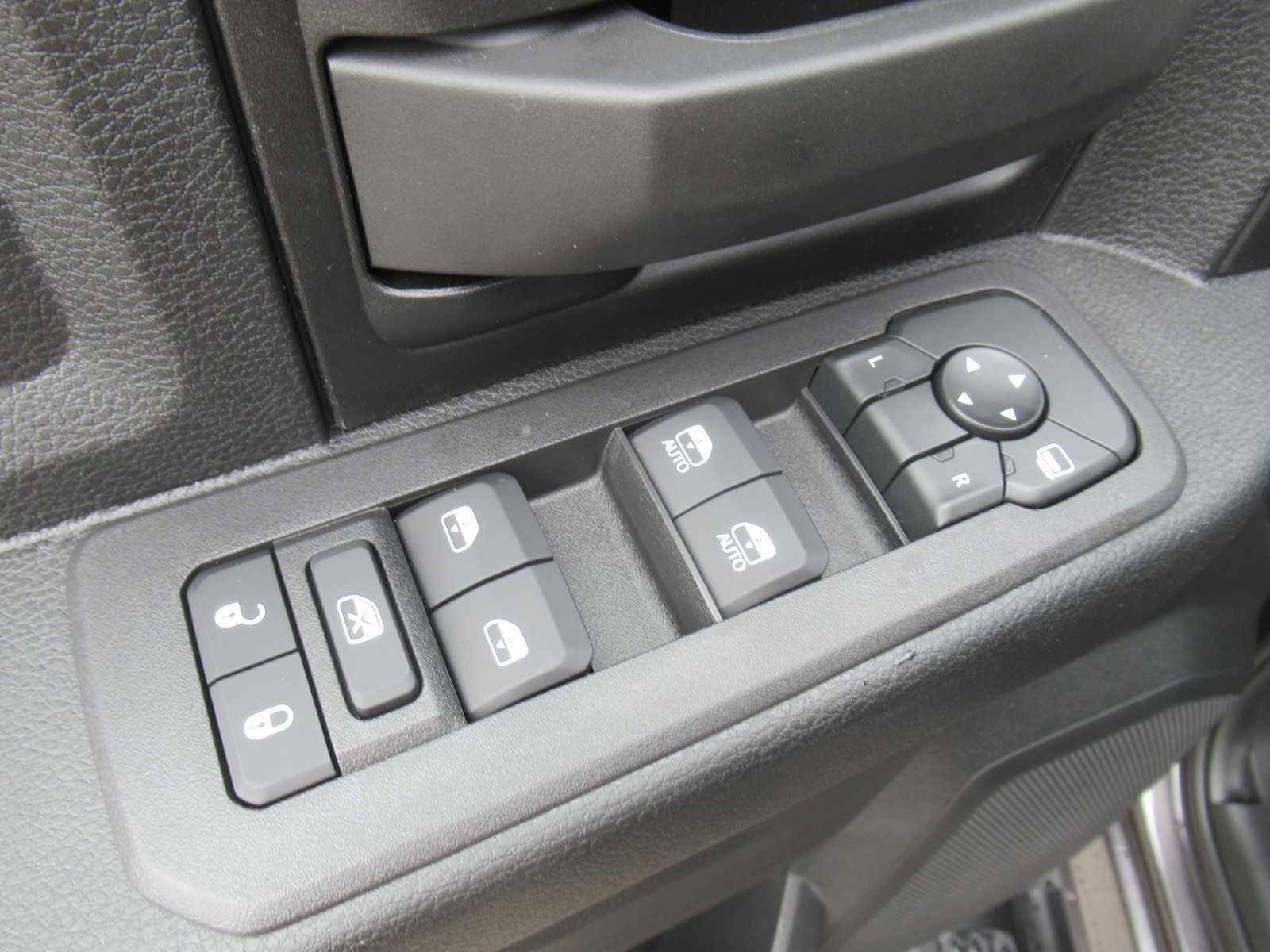 New 2026 RAM 3500 Tradesman image 25