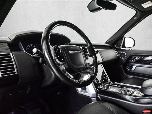 Used 2018 Land Rover Range Rover Supercharged AWD/4WD image 10