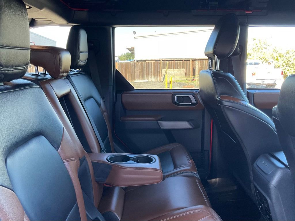 Used 2023 Ford Bronco Outer Banks w/ Sasquatch Package image 36