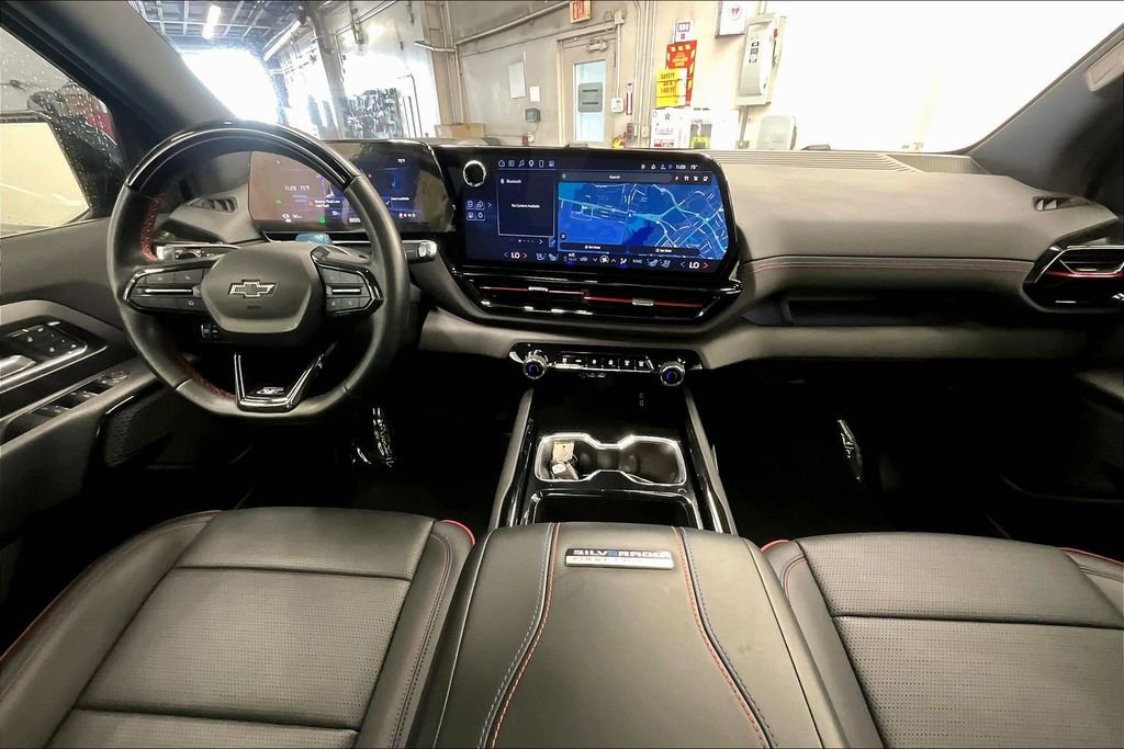 Used 2024 Chevrolet Silverado EV RST AWD/4WD image 14