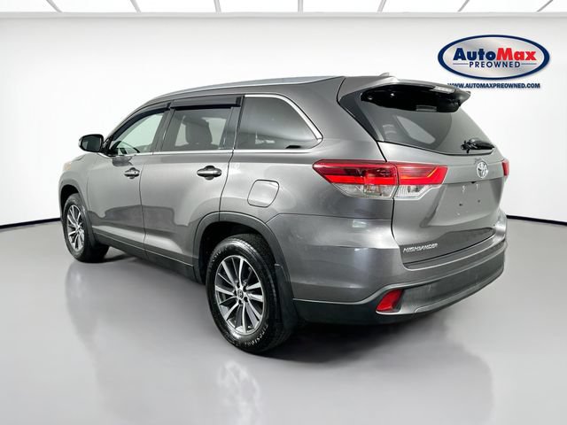 Used 2019 Toyota Highlander XLE AWD/4WD image 5