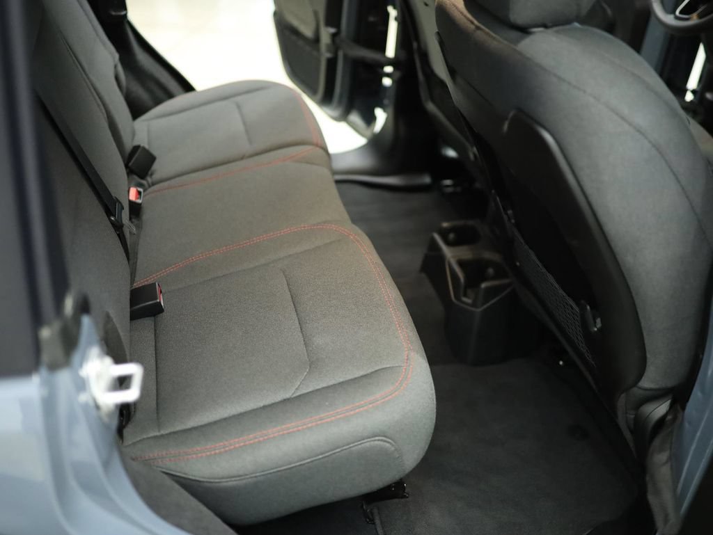 Used 2025 Jeep Wrangler Unlimited Rubicon AWD/4WD image 52