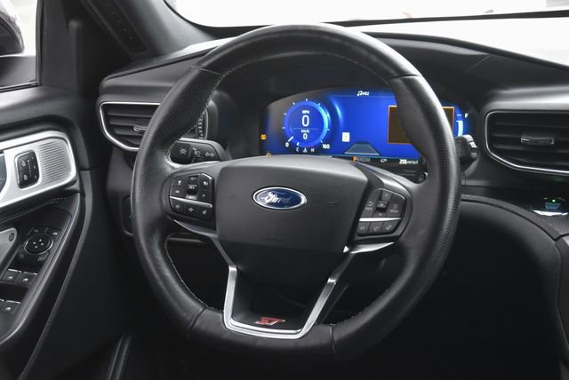 Used 2020 Ford Explorer ST w/ ST Street Pack image 21