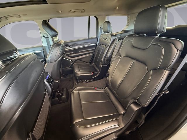 Used 2021 Jeep Grand Cherokee L Limited AWD/4WD image 16