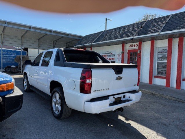 Used 2008 Chevrolet Avalanche LT w/ LT Preferred Equipment Group image 6