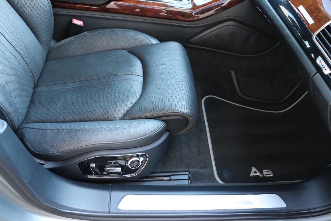 Used 2013 Audi A8 L 3.0T w/ Driver Assistance Pkg image 40