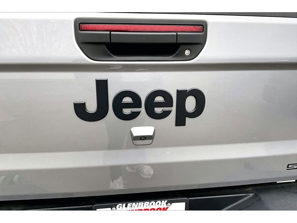 Used 2021 Jeep Gladiator Sport AWD/4WD image 11