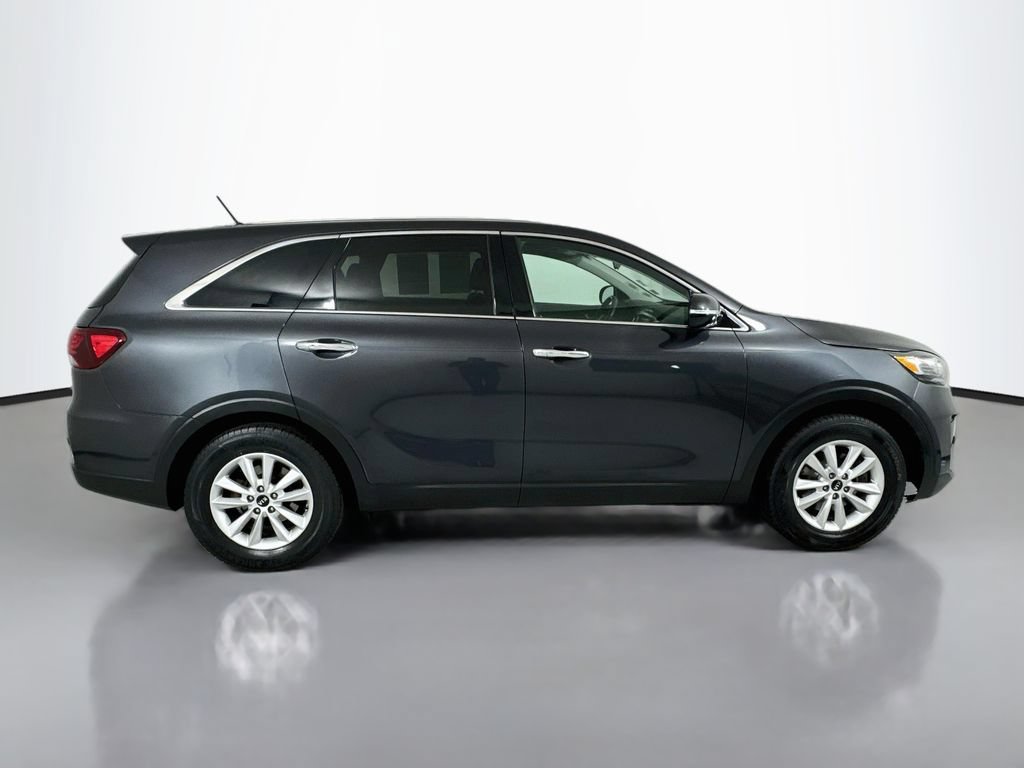 Used 2019 Kia Sorento FWD image 8