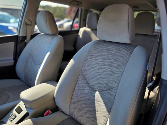 Used 2012 Toyota RAV4 FWD w/ Value Pkg image 37