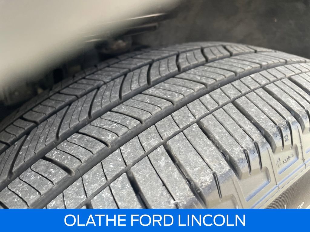 Used 2023 Ford Explorer XLT w/ Equipment Group 202A image 30