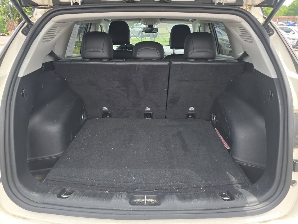 Used 2018 Jeep Compass Trailhawk w/ Cold Weather Group AWD/4WD image 16
