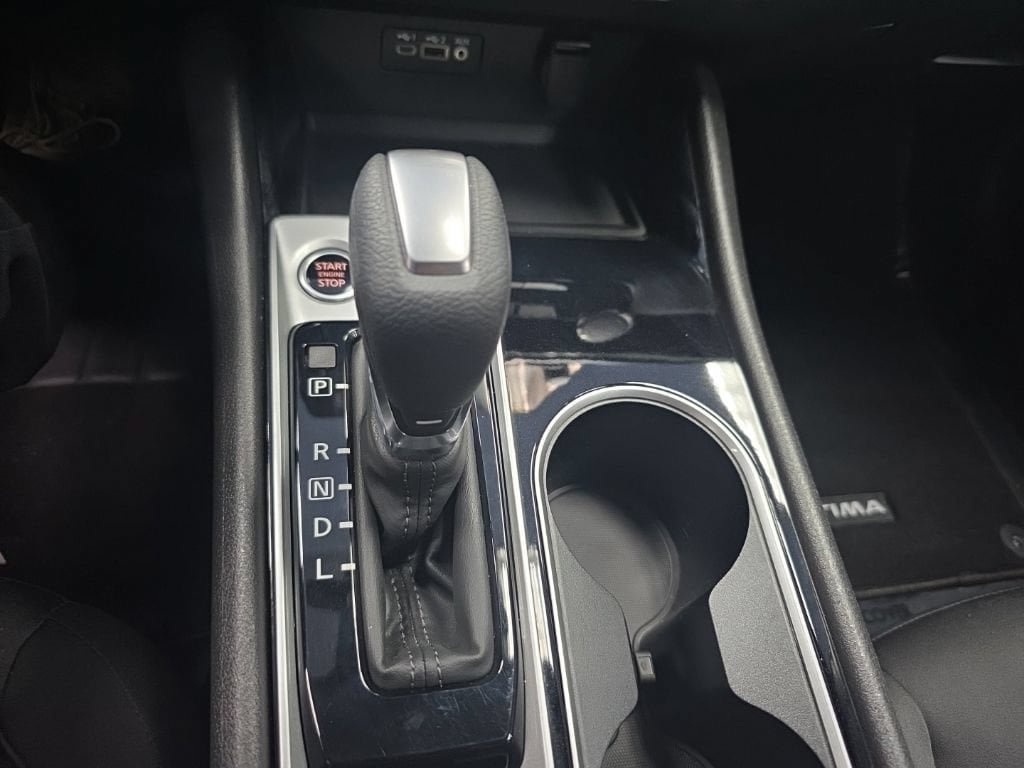 Used 2024 Nissan Altima 2.5 SV FWD image 22