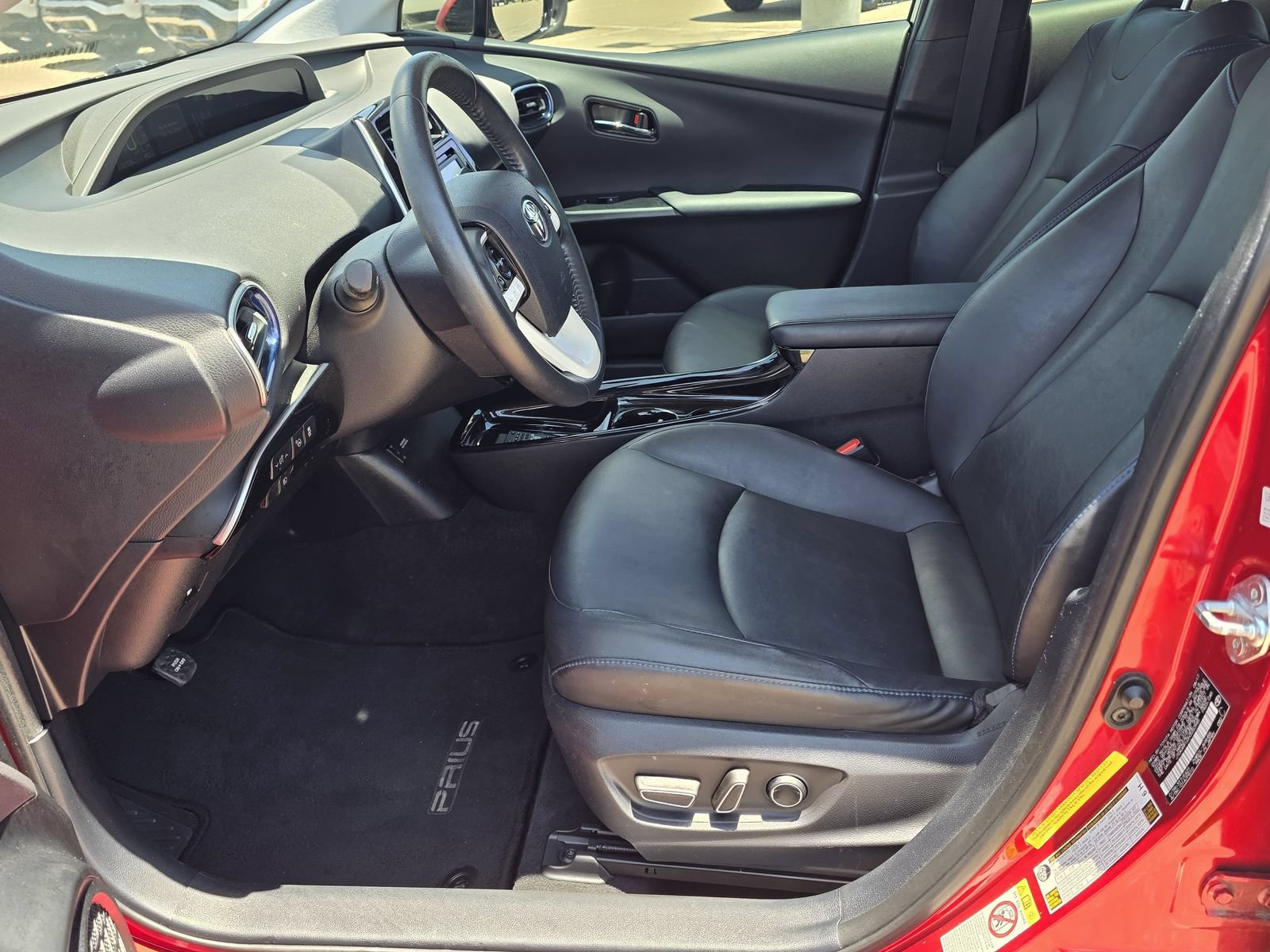 Used 2017 Toyota Prius Four Touring FWD image 15