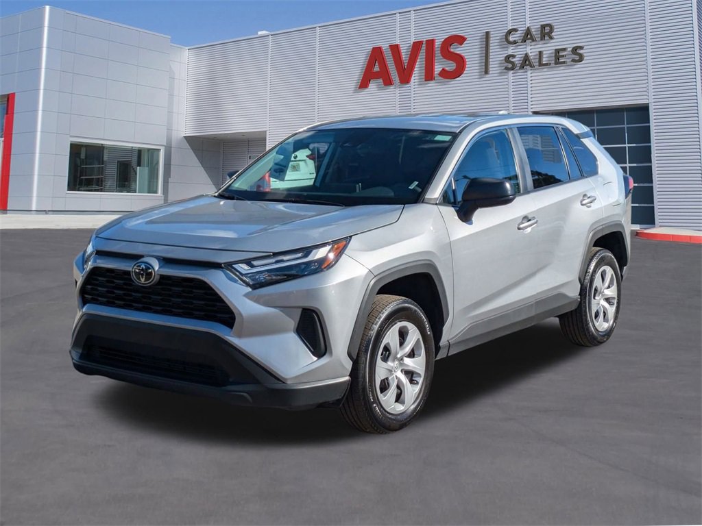 Used 2025 Toyota RAV4 LE image 1