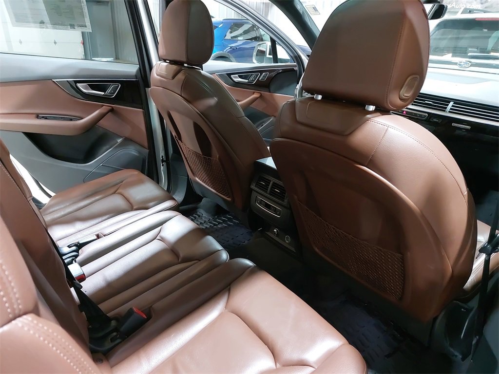 Used 2019 Audi Q7 3.0T Premium Plus w/ Premium Plus Package image 11