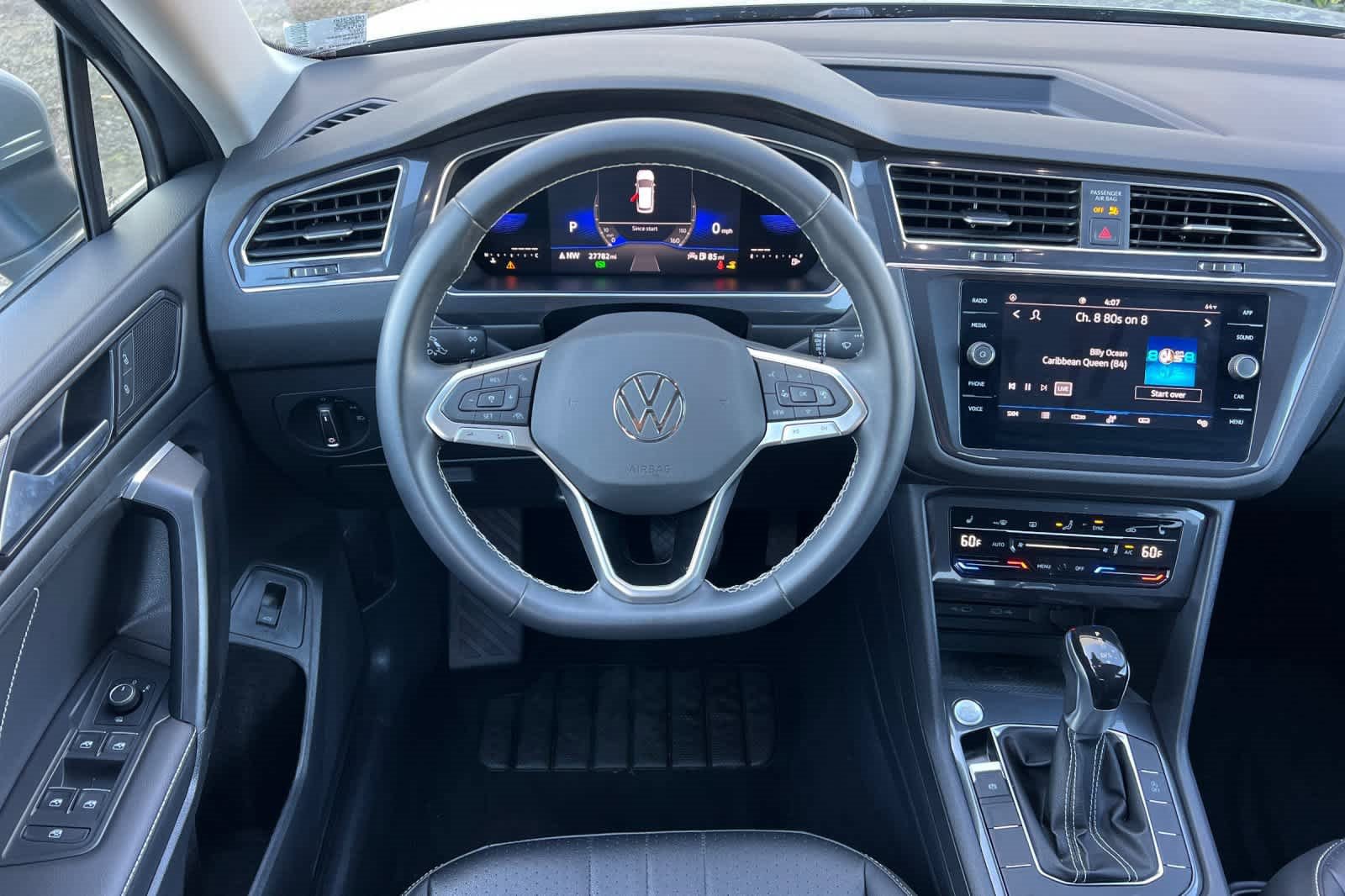 Used 2022 Volkswagen Tiguan SE image 15