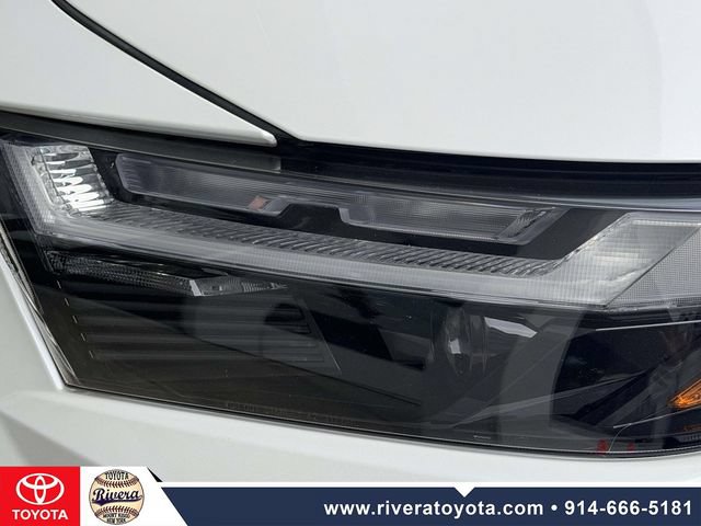 Used 2023 Toyota RAV4 SE w/ SE Grade Weather Package AWD/4WD image 9