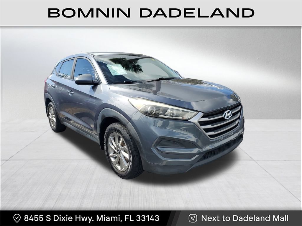 Used 2018 Hyundai Tucson SE image 1