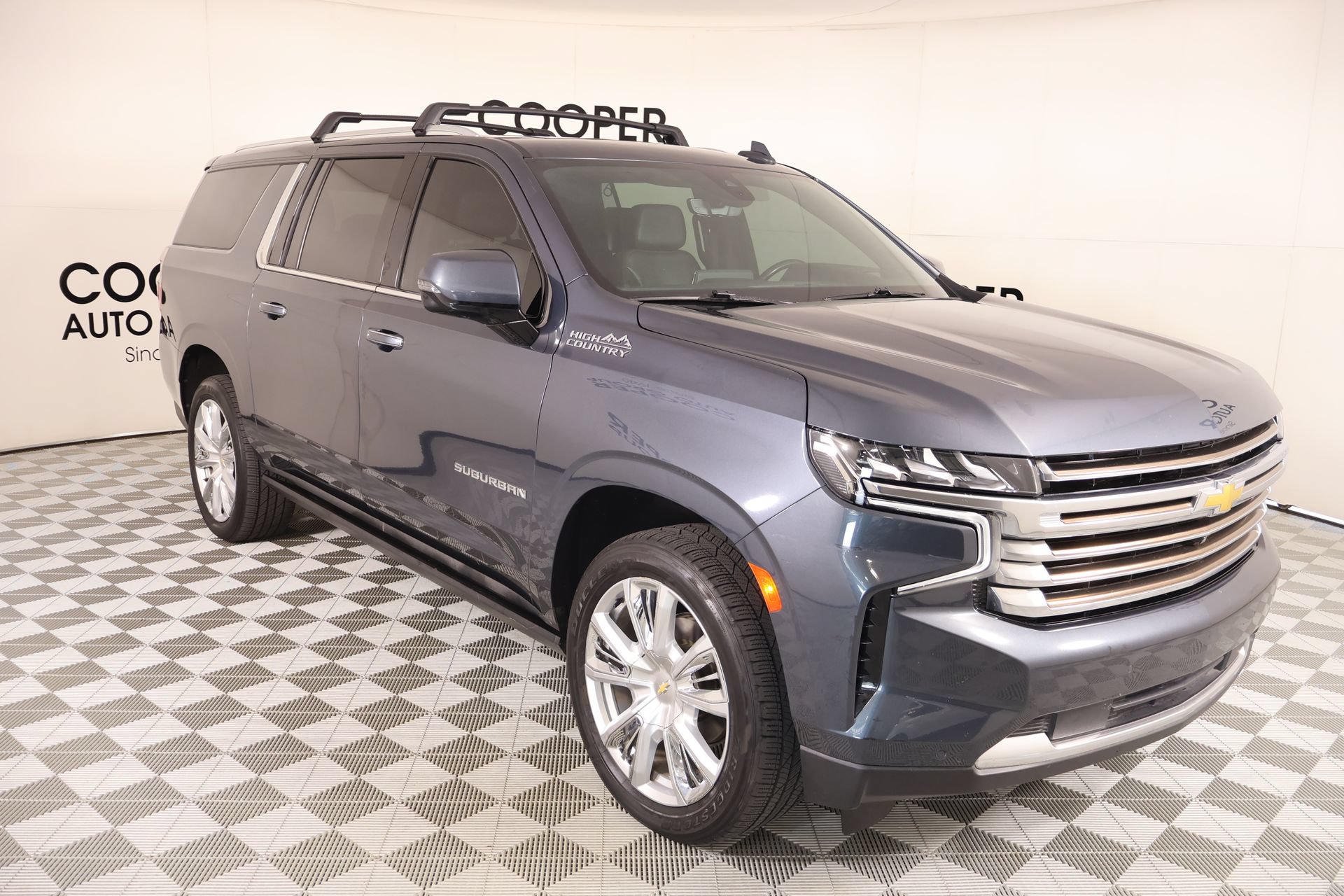 Used 2021 Chevrolet Suburban High Country AWD/4WD video 1