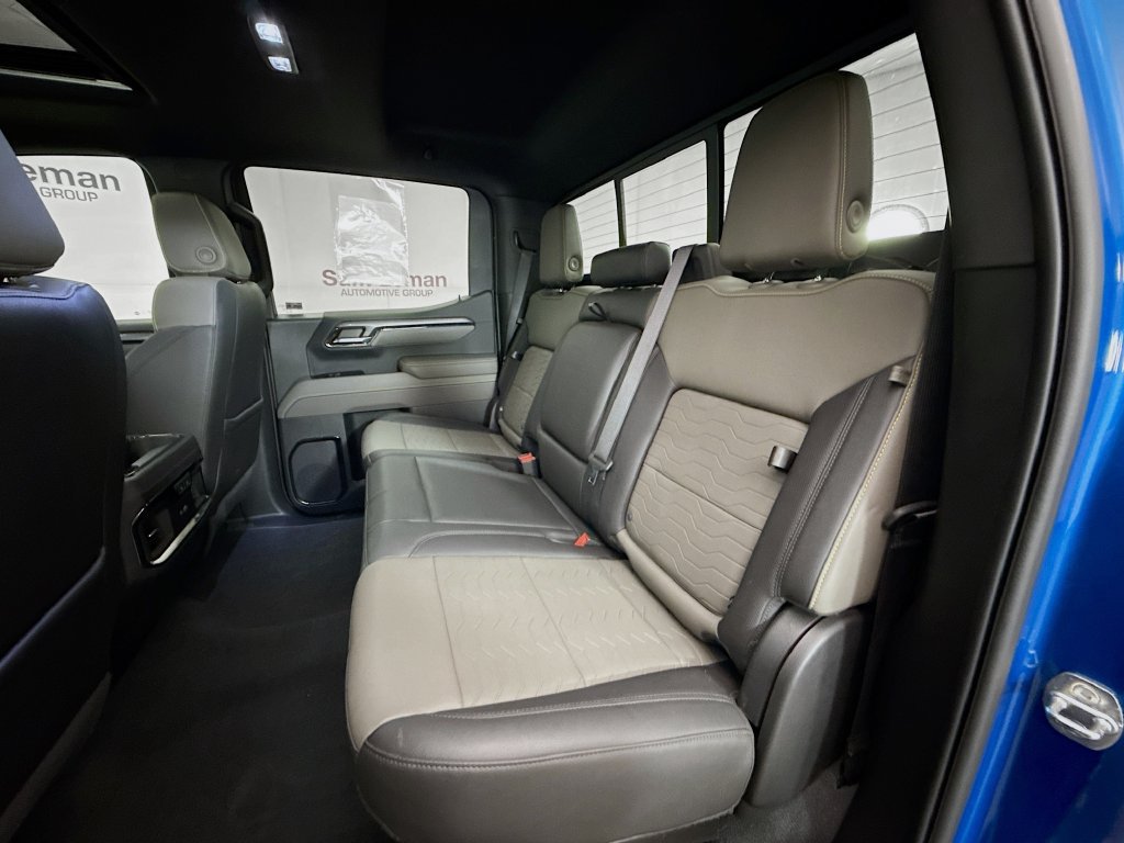 Used 2022 Chevrolet Silverado 1500 ZR2 w/ Technology Package AWD/4WD image 26