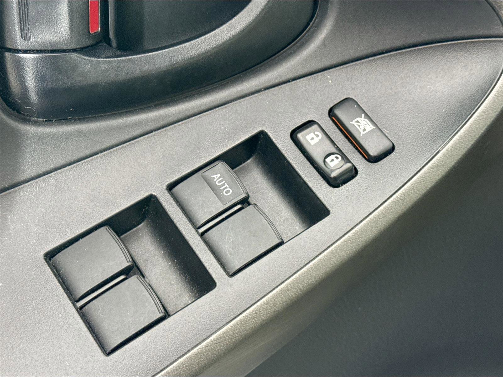 Used 2012 Toyota RAV4 Limited image 22